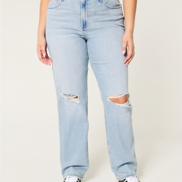 Women's Ultra High-rise Dad Distressed Blue Jeans​ - Picture 3 of 8
